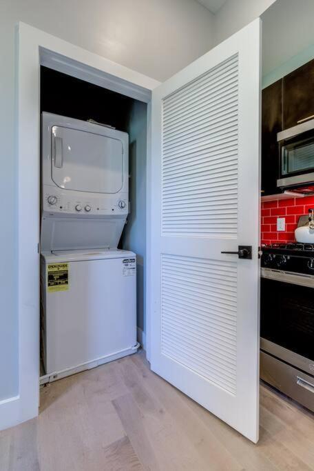 Luxury Designer Theme 2Br Apt Near Nyc / Thepath Διαμέρισμα Νιούαρκ Εξωτερικό φωτογραφία